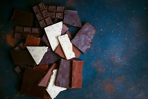 Нам лгали? Горький шоколад оказался ничуть не полезнее молочного. Развенчан главный миф