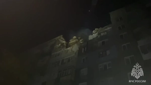 Режим ЧС ввели в Алчевске после взрыва и пожара в доме с двумя погибшими