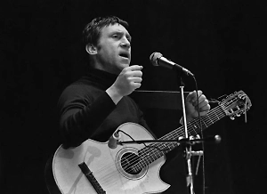 Бронзовую посмертную маску Высоцкого разыграют на аукционе в Монако