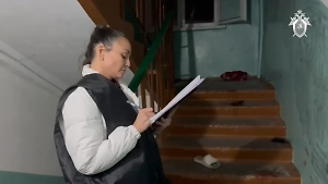 В Приангарье школьник зарезал 14-летнюю подругу и взрослую соседку в подъезде