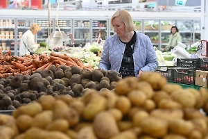 Повышение МРОТ до 27 тыс. рублей может остаться на бумаге — бизнес ищет способы обойти рост затрат