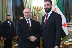 Песков: Ответный визит Путина в Сирию пока не планируется