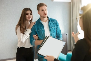 Жильцов съёмных квартир придётся зарегистрировать. Когда это необходимо и чем опасно