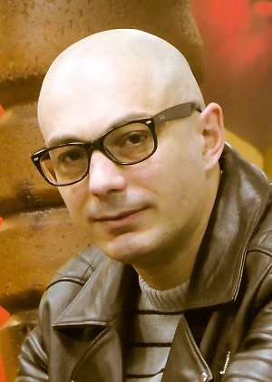 Сейчас другая ситуация — и вполне кто-то из красноярцев может считать это оскорблением. Просто тогда вопрос в том, что губернатор должен просчитывать риски и понимать, что то, что он скажет, может быть воспринято какой-то частью российского общества негативно.