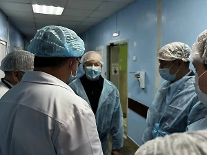 В больнице остаются четверо пострадавших при взрыве на заводе в Стерлитамаке