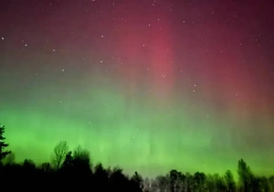 Северное сияние озарило небо сразу над несколькими российскими регионами