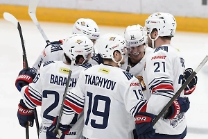 «Металлург» обыграл «Нефтехимик» 9:6 в рекордном матче сезона КХЛ по голам