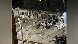 Жилая многоэтажка и павильоны повреждены в ростовском Батайске после атаки БПЛА