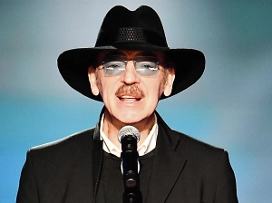 В театре Ленсовета опровергли сообщения об уходе со сцены Михаила Боярского