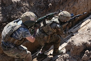 Российские штурмовики неделю прожили в окопе в 30 метрах от позиций ВСУ