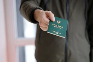 Солдаты ВСУ отбили украинца у ТЦК в Днепродзержинске