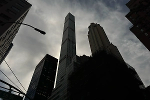 NYT: Элитный 102-этажный небоскрёб в центре Нью-Йорка покрылся трещинами