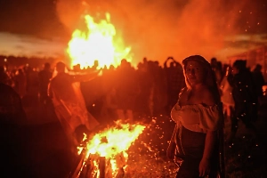 Тест: Проверьте, насколько хорошо вы знаете традиции Велесовой ночи, славянского Хэллоуина!
