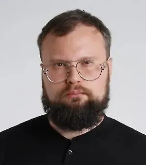 Балкон квартиры не дополнительная кладовка, а часть жилплощади, которая требует ответственного отношения. Хранение ненужных вещей может привести к серьёзным проблемам с законом, начиная от штрафов и заканчивая уголовными делами.