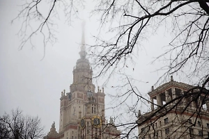 Количество сбитых за ночь беспилотников, летевших на Москву, достигло 90