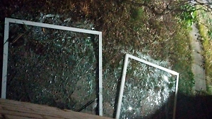 В жилых домах микрорайона Чурилово выбило окна в квартирах во время взрыва