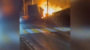 Фура протаранила газовую трубу и загорелась в Нижегородской области