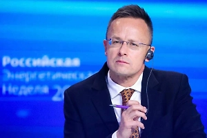 Сийярто: Венгрия не исполнит решение МУС об аресте Путина