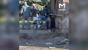 Жителю Луганска оторвало ногу, когда он пнул колонку, из которой играл «Океан Эльзы»