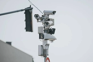 Озвучены сроки начала рассылки водителям штрафов с камер за езду без ОСАГО