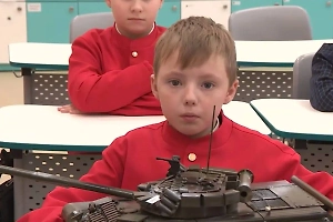 Сын бойца СВО отправил на фронт рисунок и получил от папы танк