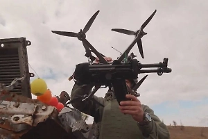 Российские военные кулибины создали летающий автомат Калашникова