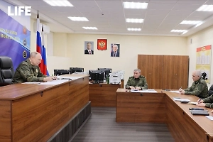 Путин поздравил российских героев с окружением Купянска