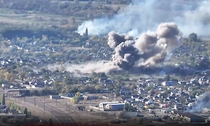 На видео сняли сброс авиабомбы на гарнизон ВСУ в Купянске