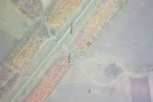 «Искандер-М» в действии: Ракетно-бомбовый удар по позициям ВСУ на Красноармейском направлении попал на видео