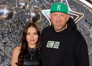 Бывшая Ивлева призналась, что набрала 11 кг и «неистово худеет» на фоне развода