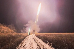 Эксперт объяснил различия между российскими ракетами «Орешник» и «Буревестник»

