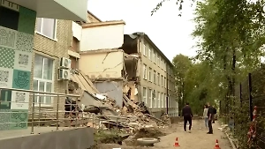 Правительство Приморья: Рухнувший во Владивостоке колледж не был аварийным