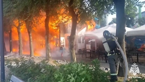 МЧС: В пожаре у колеса обозрения во Владивостоке никто не пострадал