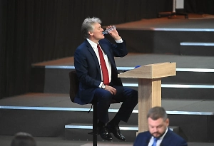 Песков заявил, что США не выходили на контакт по вопросу ДСНВ