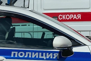 В Кургане рядом с турагентством нашли окровавленный труп мужчины