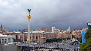 Economist назвал месяц, когда у Киева кончатся деньги на продолжение боёв