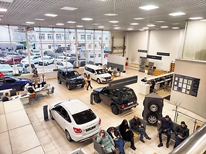 Автоэксперт объяснил, почему утильсбор не гарантирует падения цен на машины