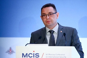 Вулин: Третья мировая война уже идёт, мир стоит на пороге ядерной