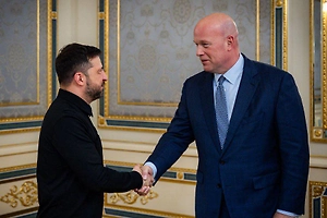 Постпред США при НАТО потребовал от Зеленского завершить конфликт на Украине