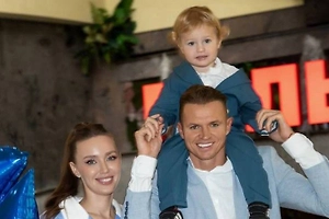 «Папе и маме надо руки оторвать»: Хейтеры накинулись на Анастасию Костенко из-за болезни младшего сына