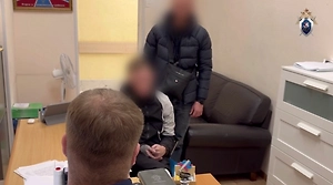 Житель Петербурга поджёг дверь квартиры с бывшей женой и двумя детьми