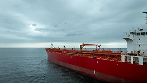 Силы США ждут подкрепления для захвата танкера Bella 1, связанного с Венесуэлой