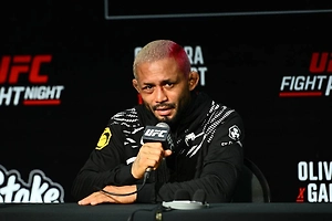 «Бог войны» из UFC чудом выжил в аварии с девушкой, уходившей от погони