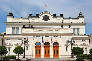 Болгария попросила США исключить её из санкций против «Лукойла»