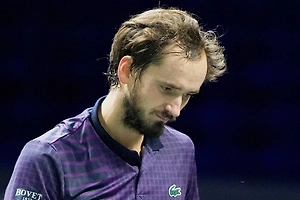 Даниил Медведев снялся с турнира ATP в Меце из-за травмы