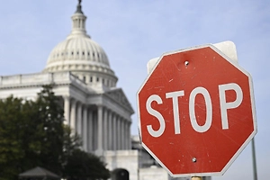 Шатдаун в США 2025: причины, последствия и последние новости