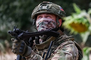 Бои достигли пика напряжённости: ВС России готовятся к штурму заводского комплекса в Красноармейске
