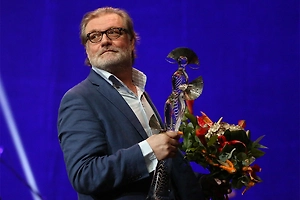 Младшая дочь Владимира Симонова до сих пор не знает о его смерти