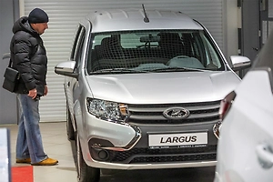 «АвтоВАЗ» объявил о возобновлении продаж Lada Largus