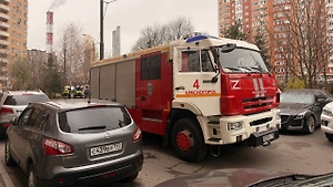 Стала известна причина обрушения на «Снежкоме», где обломки побили 60 машин